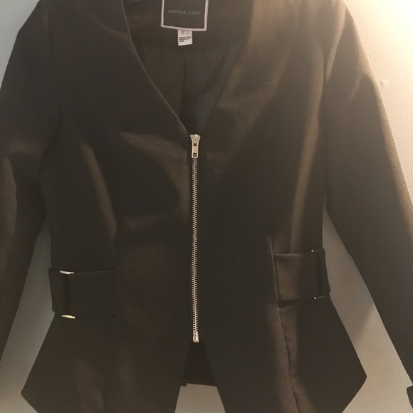 Black Blazer - Picture 3 of 7